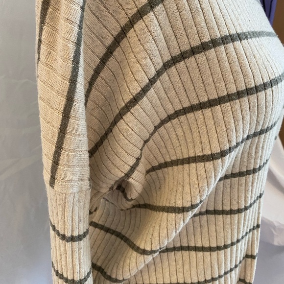 Madewell Beige and Gray Ribbed Knit Sweater - Picture 4 of 10